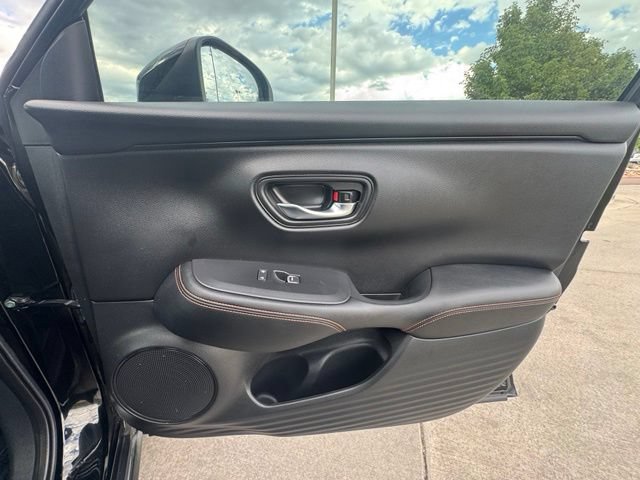 Used 2024 Honda HR-V Sport image 32