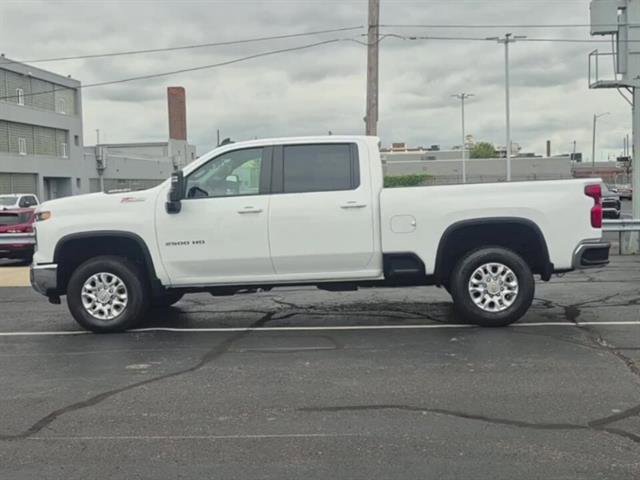 Certified 2024 Chevrolet Silverado 2500 LT w/ Convenience Package image 37
