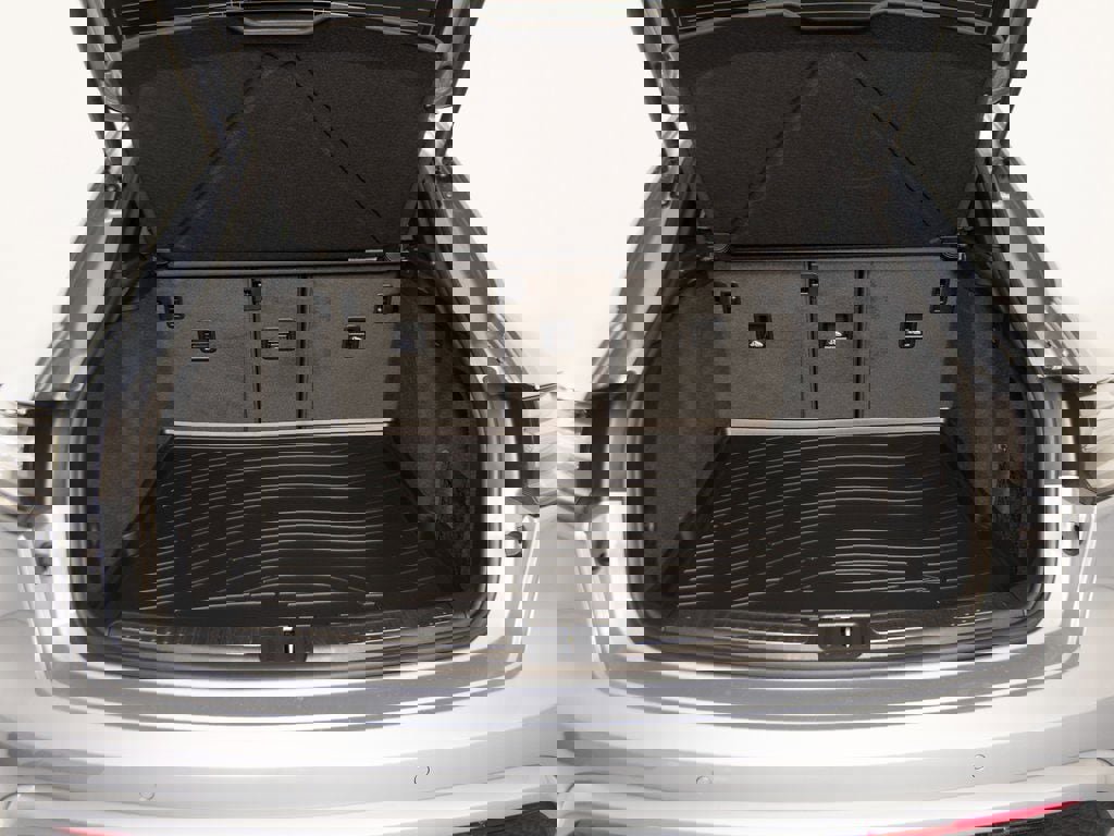 New 2026 Porsche Macan GTS image 41