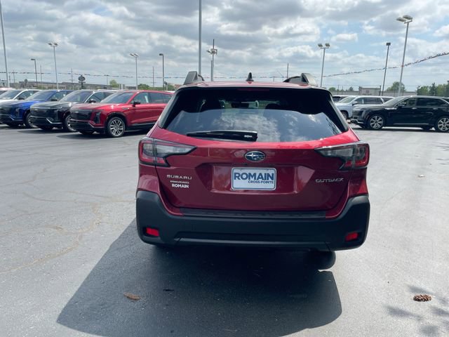 Certified 2025 Subaru Outback Premium w/ Popular Package #1A AWD/4WD image 4