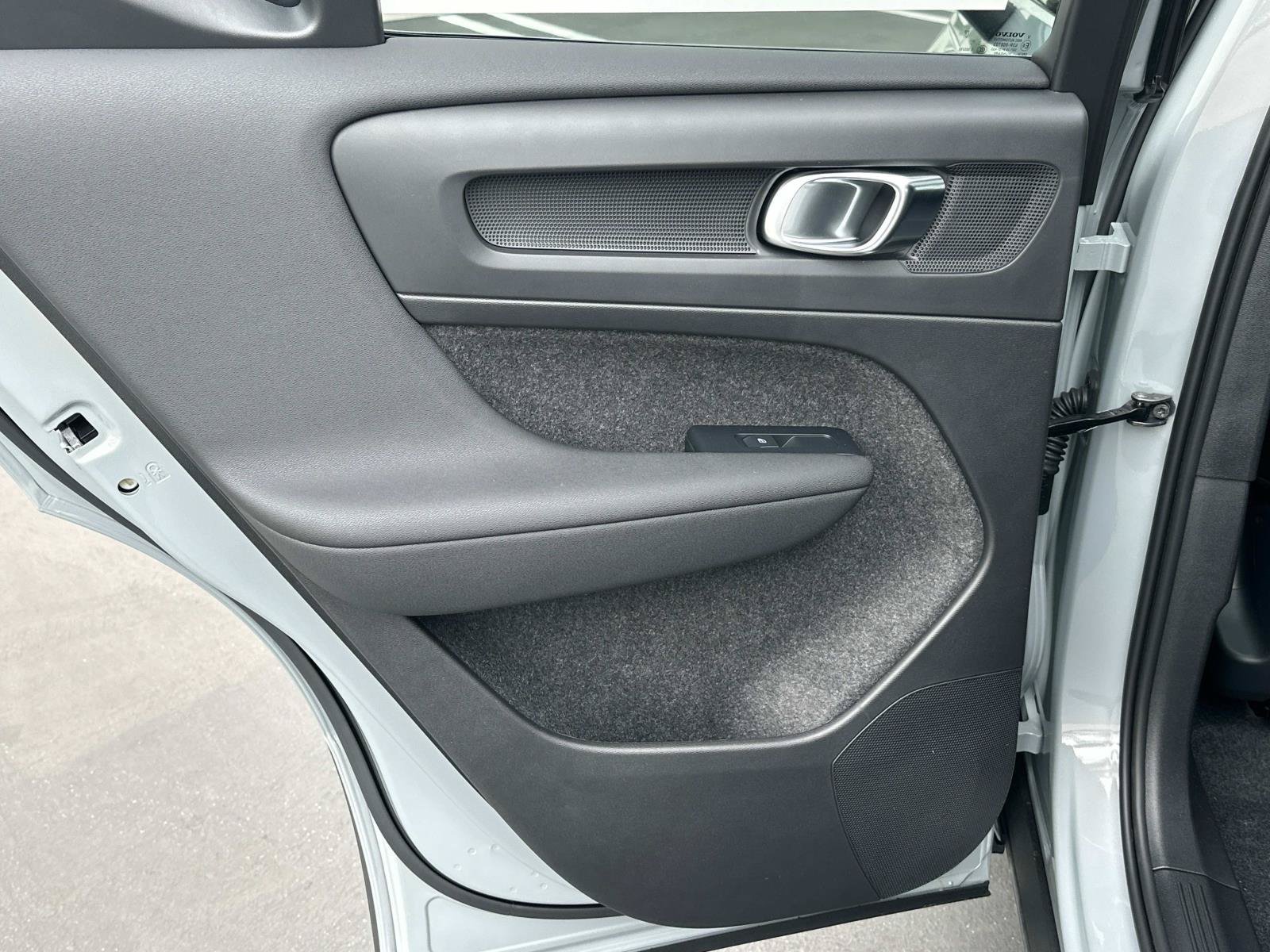 New 2026 Volvo XC40 B5 Plus w/ Protection Package Premier AWD/4WD image 16