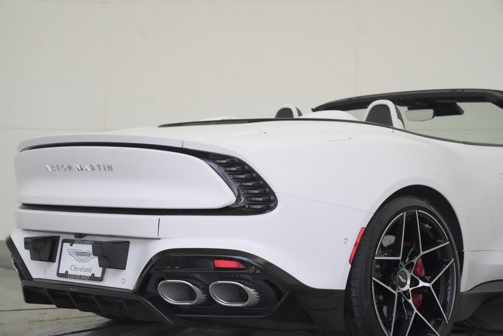New 2026 Aston Martin Vanquish Convertible image 54