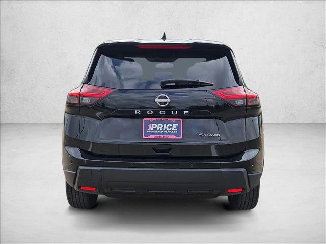 Used 2024 Nissan Rogue SV image 6