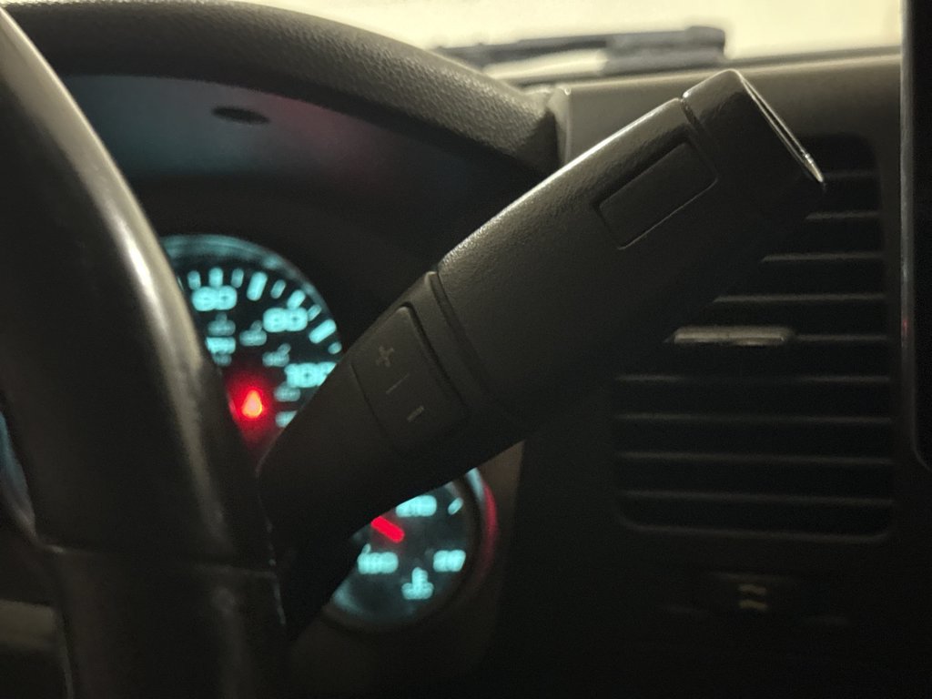 Used 2011 Chevrolet Silverado 1500 LT w/ All-Star Edition AWD/4WD image 16