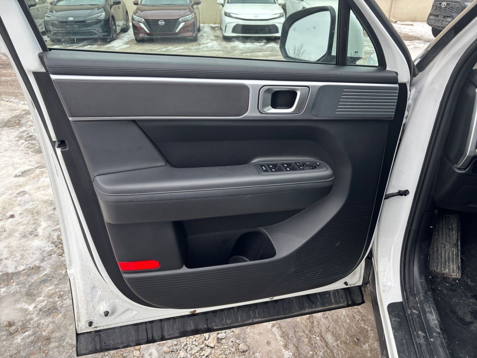 Used 2025 Hyundai Santa Fe SEL image 18