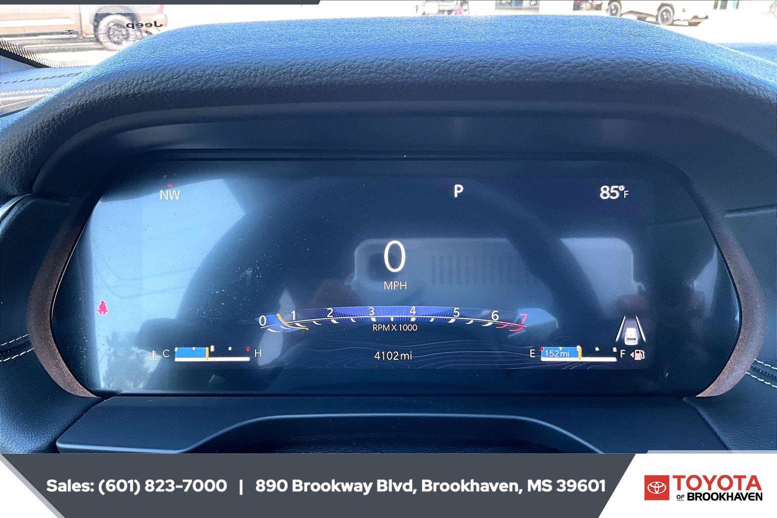 Used 2025 Jeep Grand Cherokee L Altitude RWD image 14