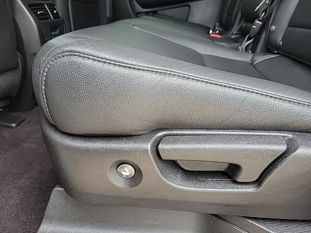Used 2020 Acura MDX FWD image 15