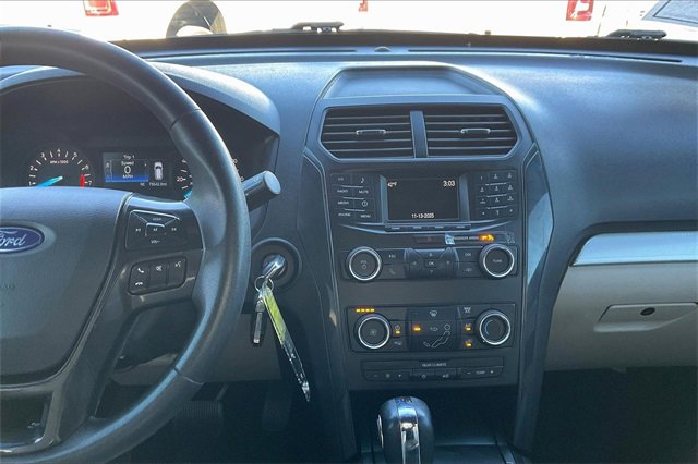 Used 2019 Ford Explorer Base w/ Class III Trailer Tow Package image 6