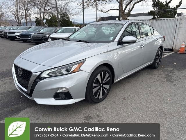 Used 2019 Nissan Altima 2.5 SV image 1
