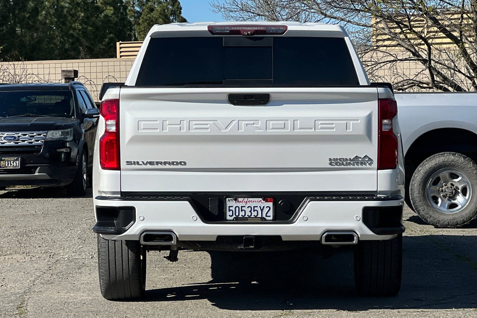 Used 2020 Chevrolet Silverado 1500 High Country w/ Technology Package image 5