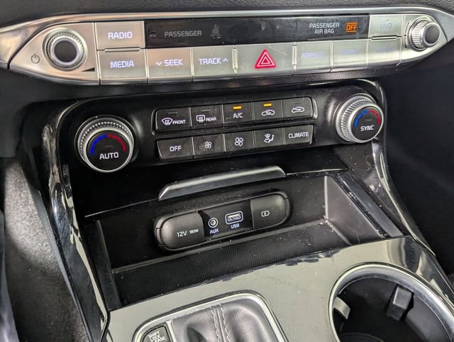 Used 2019 Kia Stinger Base image 27