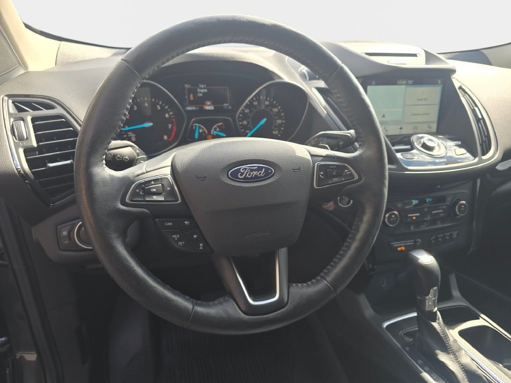 Used 2017 Ford Escape Titanium w/ Equipment Group 301A AWD/4WD image 19