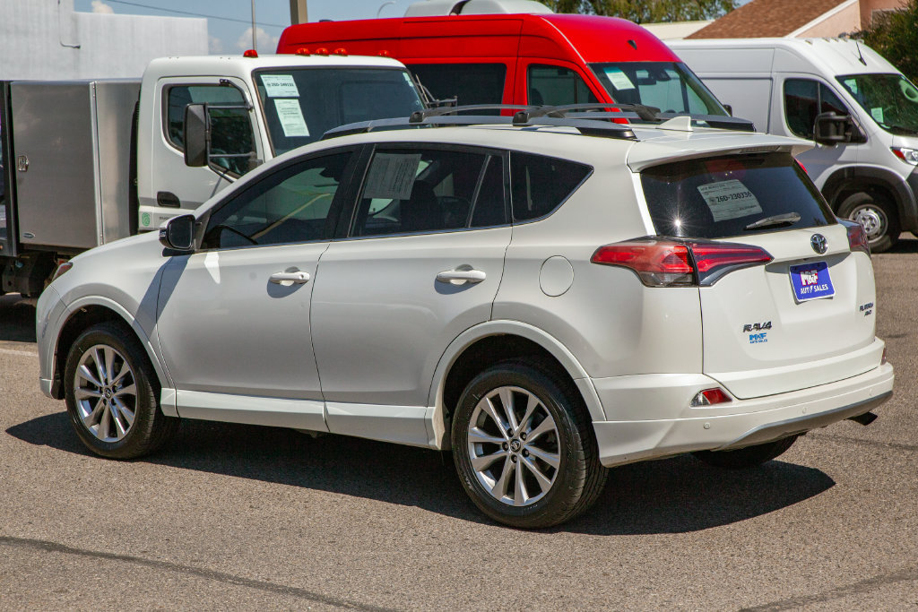 Used 2018 Toyota RAV4 Platinum AWD/4WD image 7