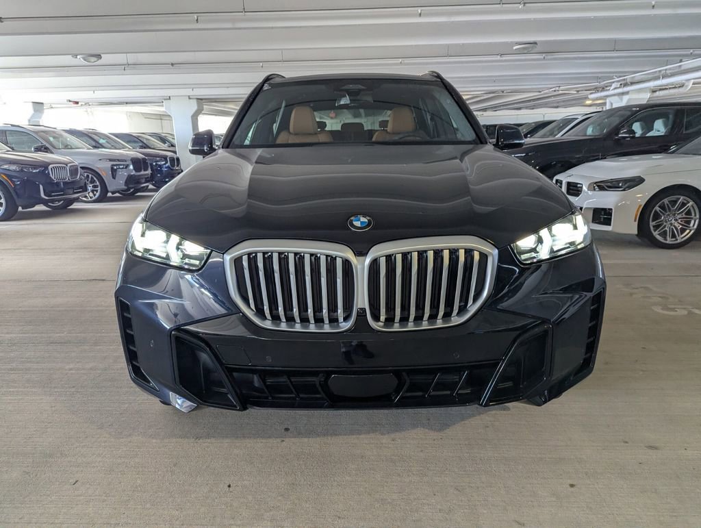 New 2026 BMW X5 sDrive40i w/ M Sport Package RWD image 2
