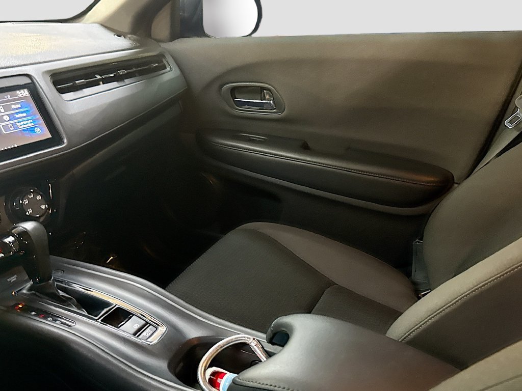 Used 2021 Honda HR-V Sport image 22