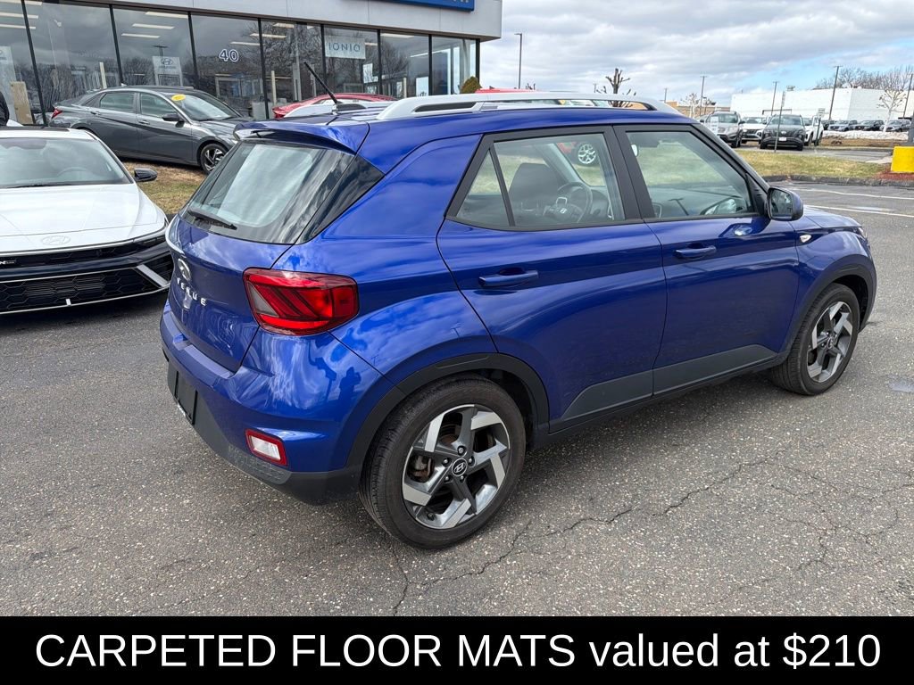 Certified 2023 Hyundai Venue SEL image 3