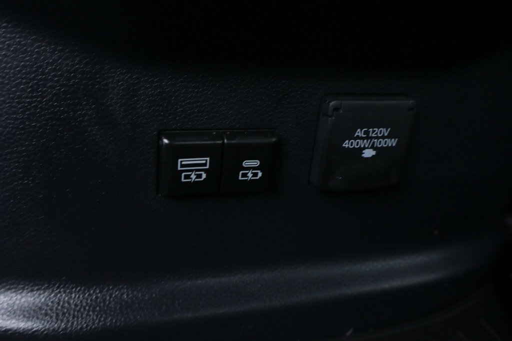 Used 2024 Toyota Tundra Limited w/ TRD Off-Road Package image 47