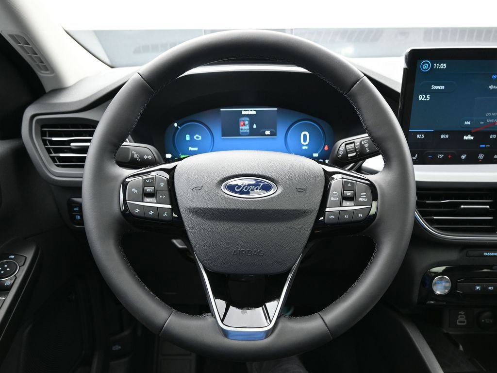 New 2024 Ford Escape SE w/ PHEV Premium Package image 8