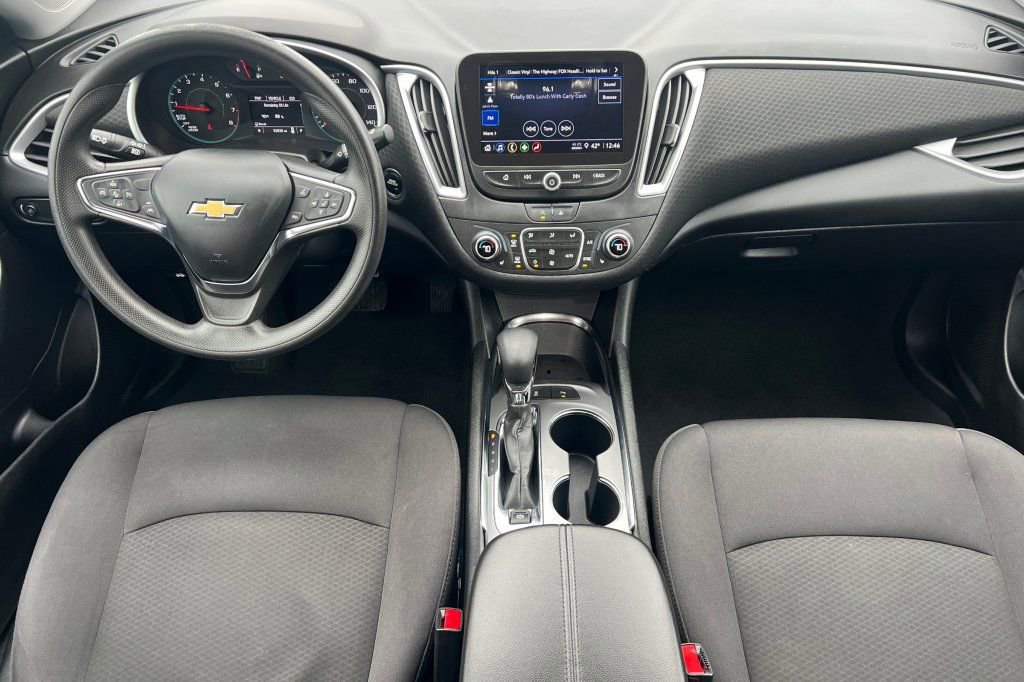 Used 2024 Chevrolet Malibu LT image 10