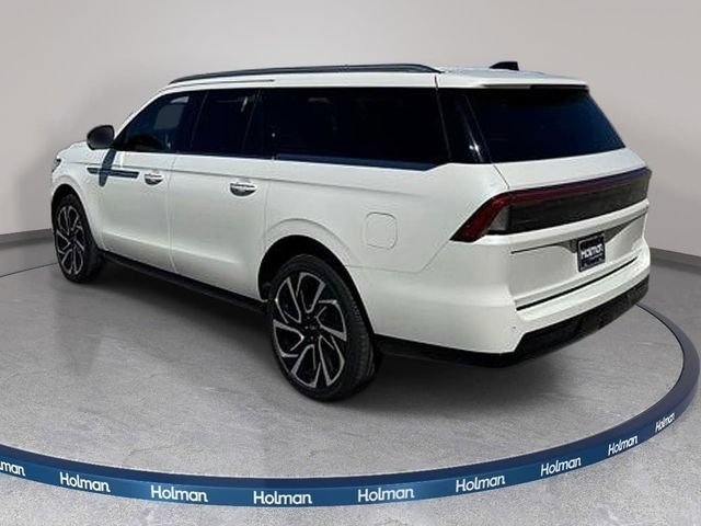 New 2026 Lincoln Navigator L Reserve AWD/4WD image 7