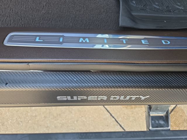 Used 2019 Ford F350 Limited w/ FX4 Off-Road Package AWD/4WD image 32
