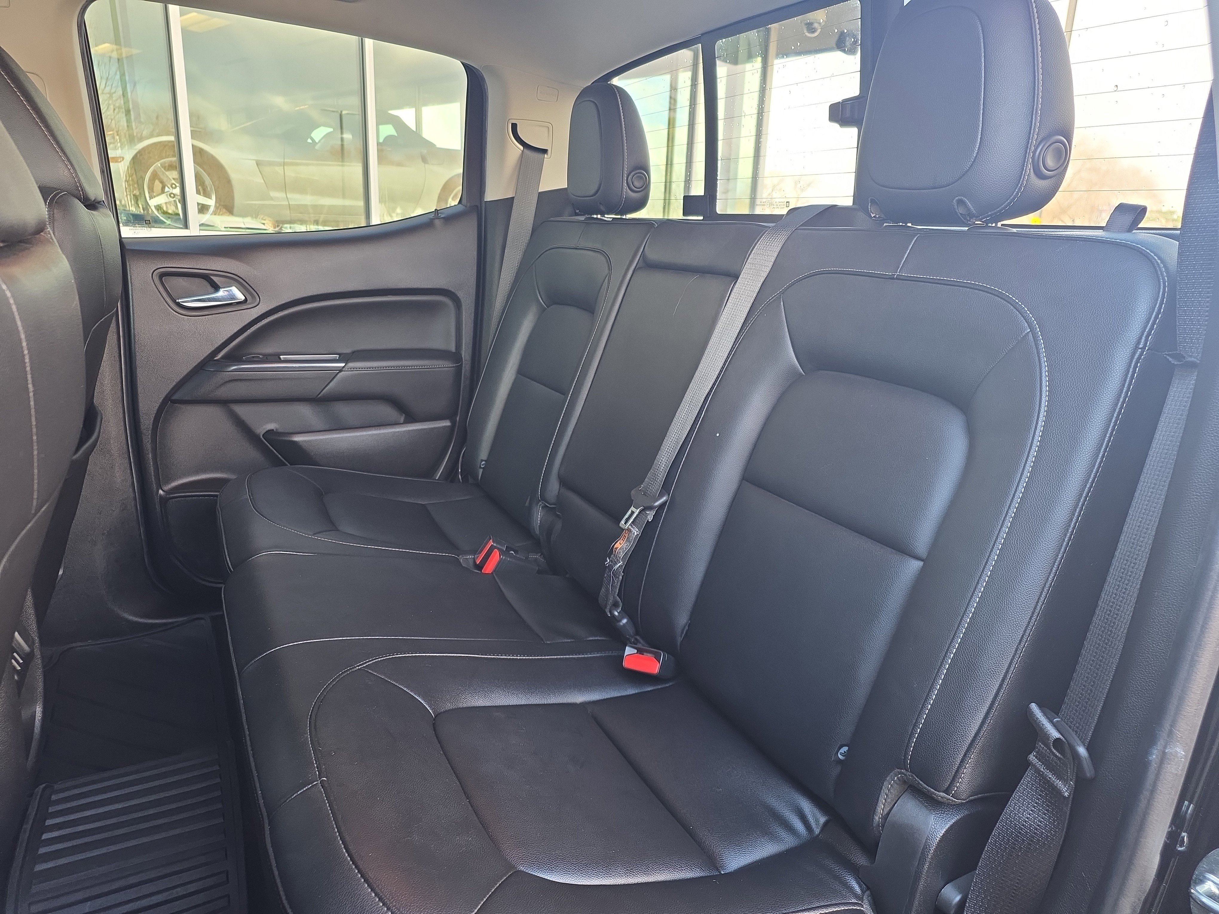 Used 2018 GMC Canyon SLT w/ Driver Alert Package image 33