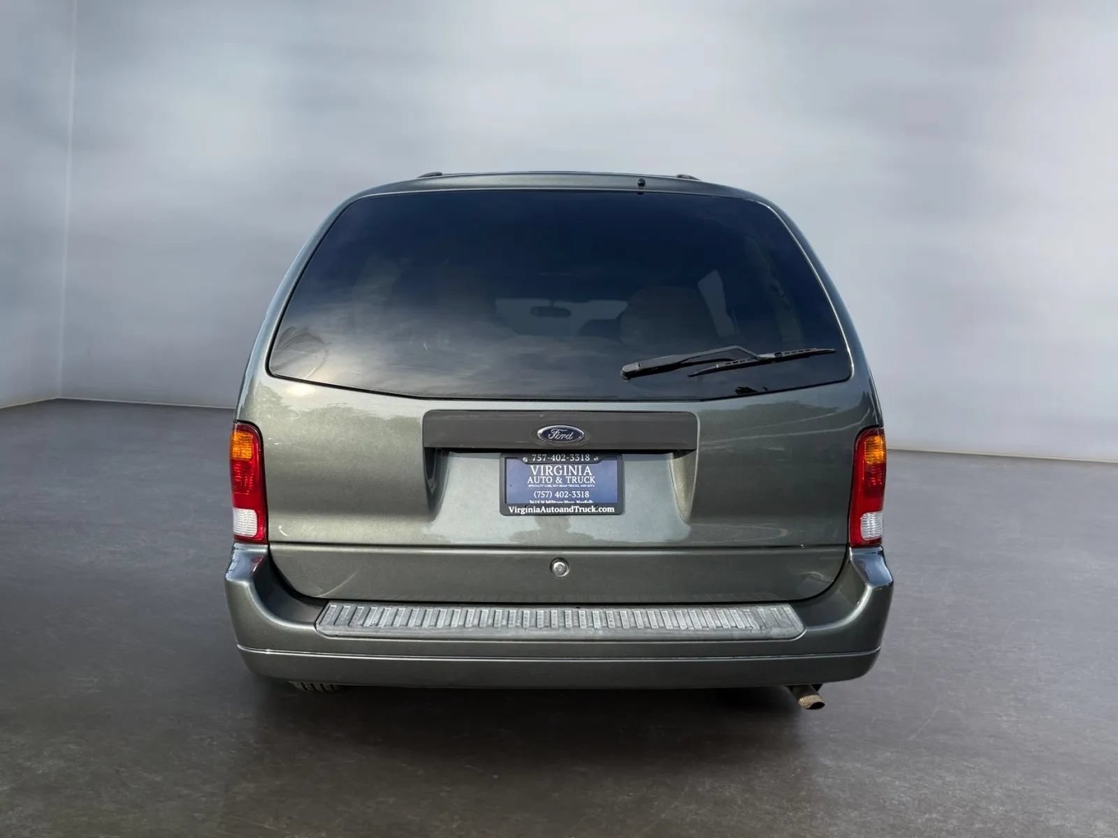 Used 2003 Ford Windstar LX FWD image 4
