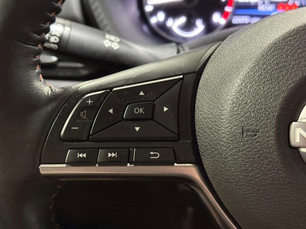 Used 2024 Nissan Sentra SR w/ SR Premium Package image 10