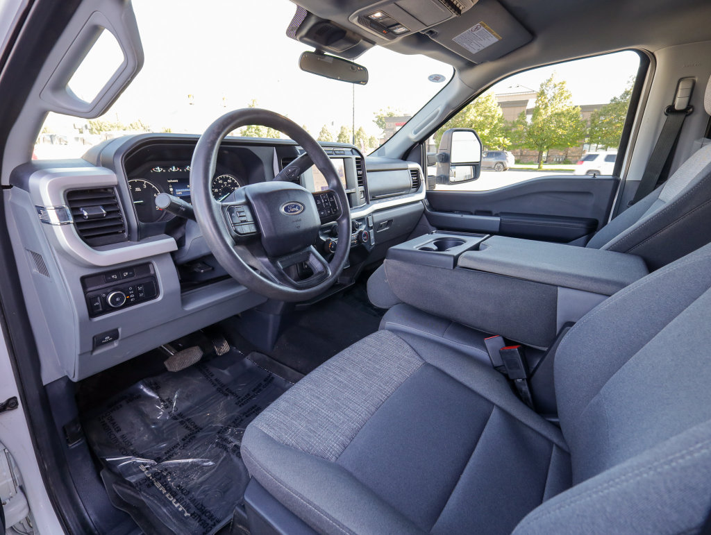 Used 2024 Ford F250 XLT w/ FX4 Off-Road Package AWD/4WD image 12