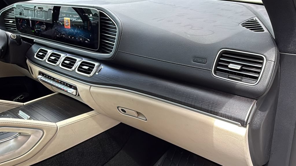 Certified 2023 Mercedes-Benz GLS 580 4MATIC image 12
