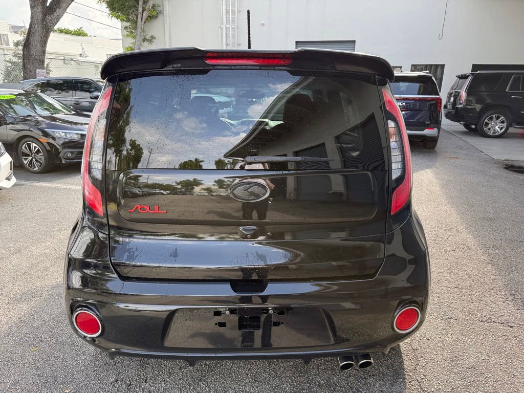 Used 2017 Kia Soul ! w/ Tech Package FWD image 5