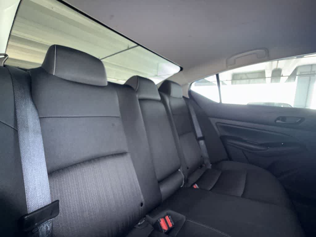 Used 2023 Nissan Altima 2.5 SV FWD image 26