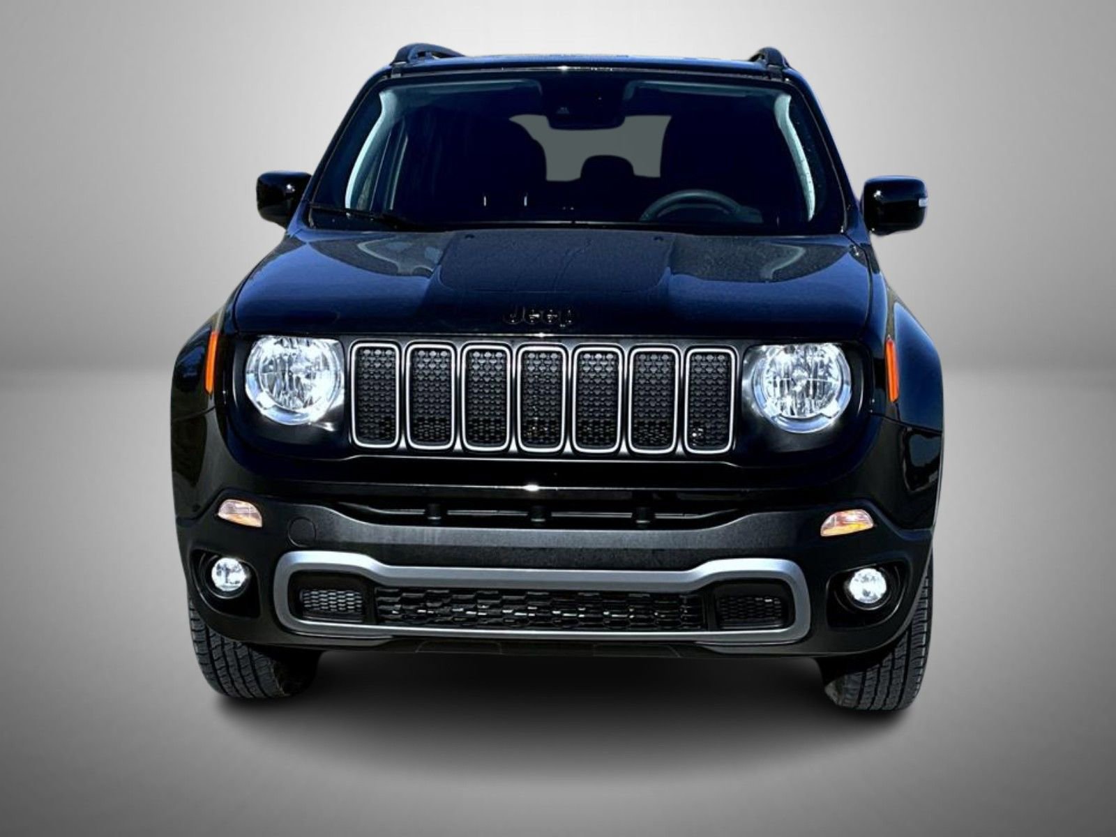 Used 2023 Jeep Renegade Latitude image 2