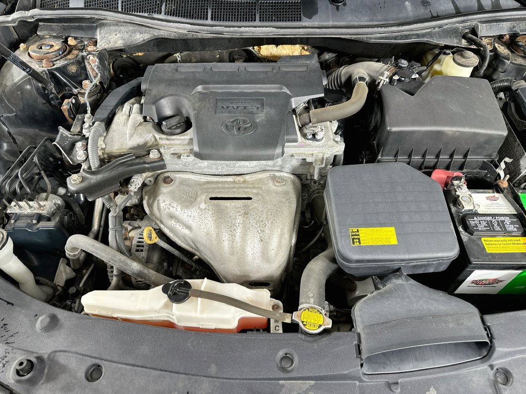 Used 2014 Toyota Camry SE FWD image 34