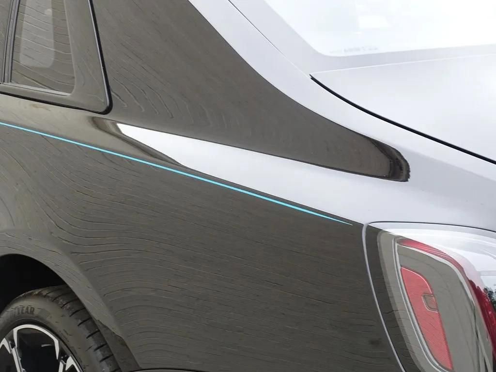 New 2025 Rolls-Royce Ghost Black Badge image 21