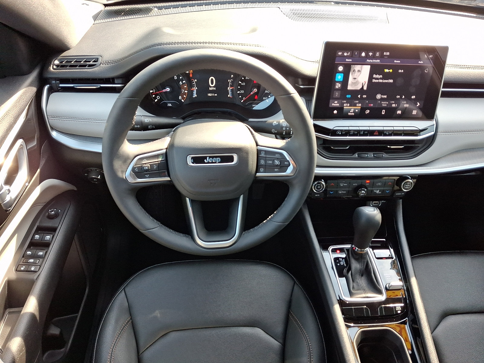 Certified 2024 Jeep Compass Limited AWD/4WD image 13