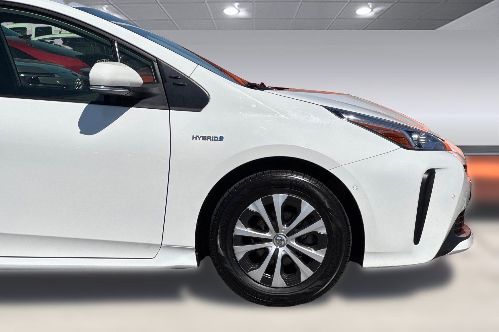 Certified 2022 Toyota Prius LE FWD image 35
