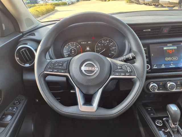 Used 2024 Nissan Kicks SV w/ Interior Electronics Package FWD image 25