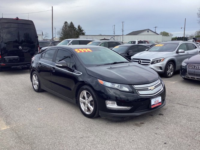 Used 2012 Chevrolet Volt Premium w/ Premium Trim Package image 2