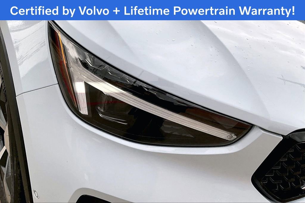 Certified 2026 Volvo XC40 B5 Plus AWD/4WD image 39