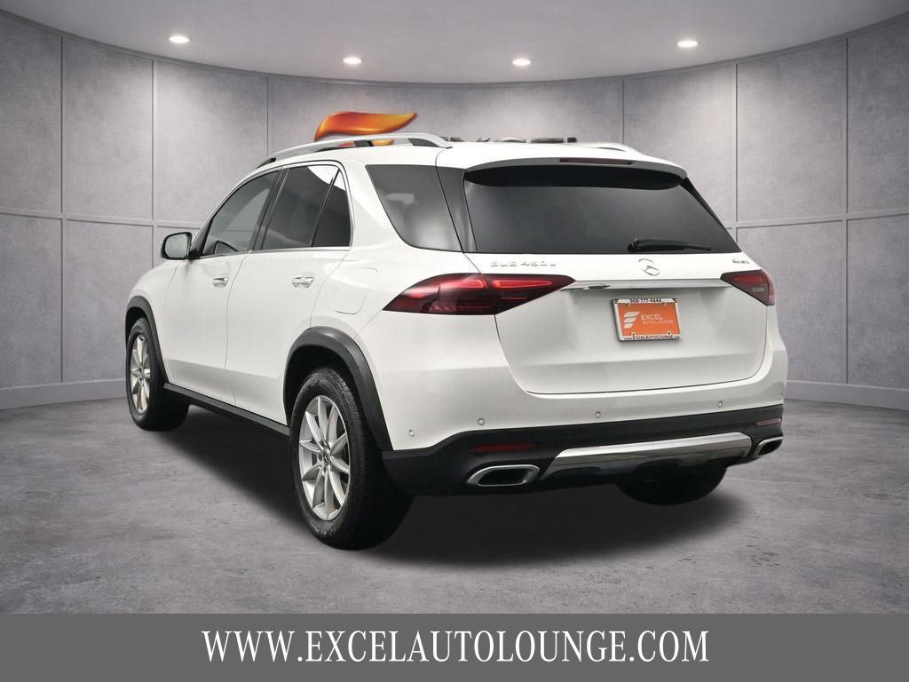 Used 2024 Mercedes-Benz GLE 450e 4MATIC image 5
