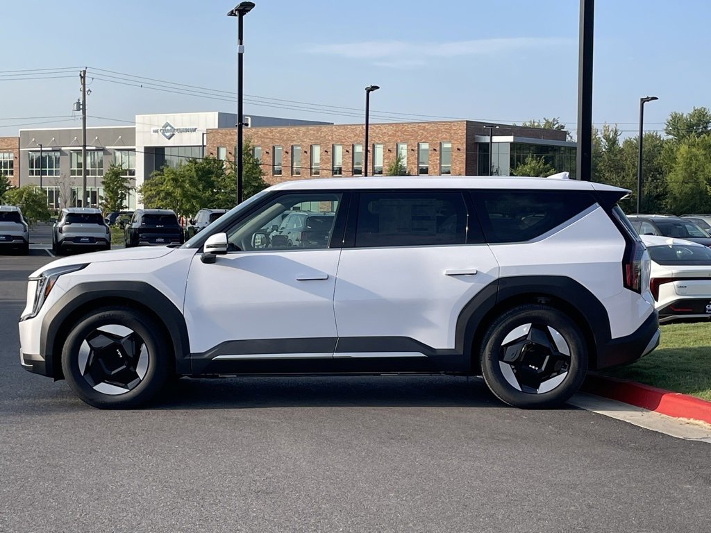New 2026 Kia EV9 Light image 7