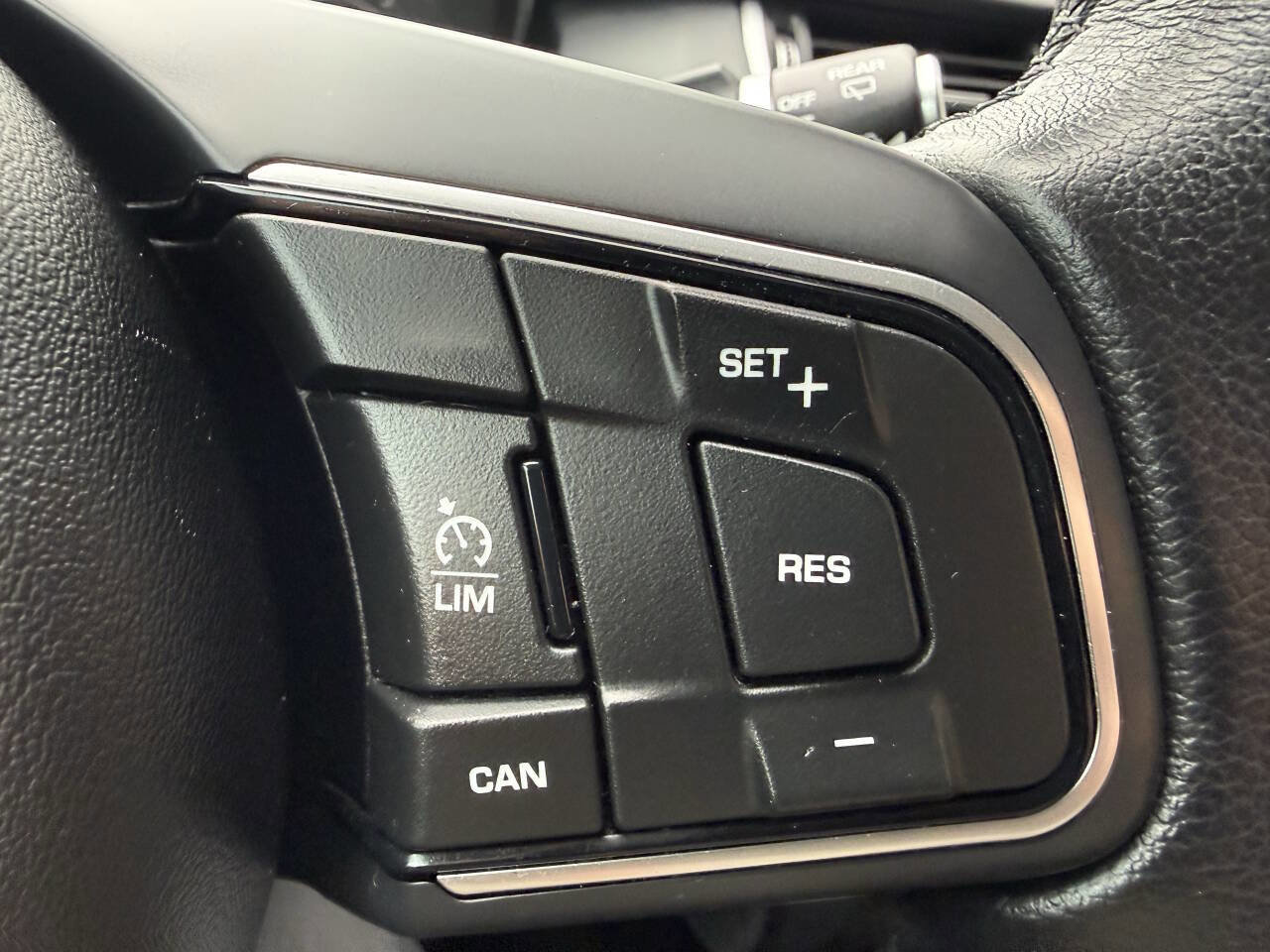 Used 2019 Jaguar E-PACE image 21