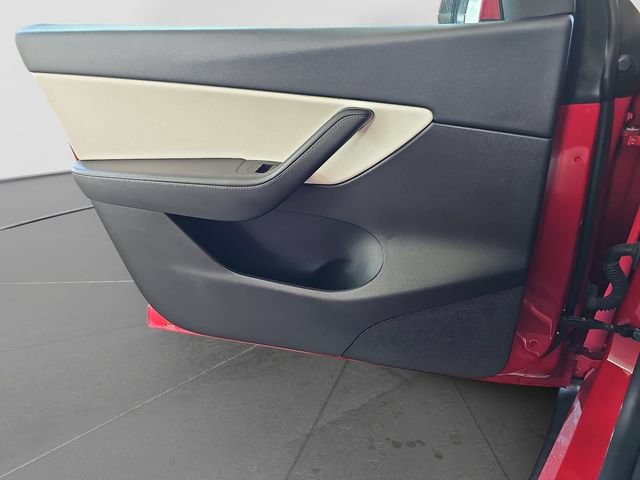 Used 2022 Tesla Model Y Performance AWD/4WD image 24