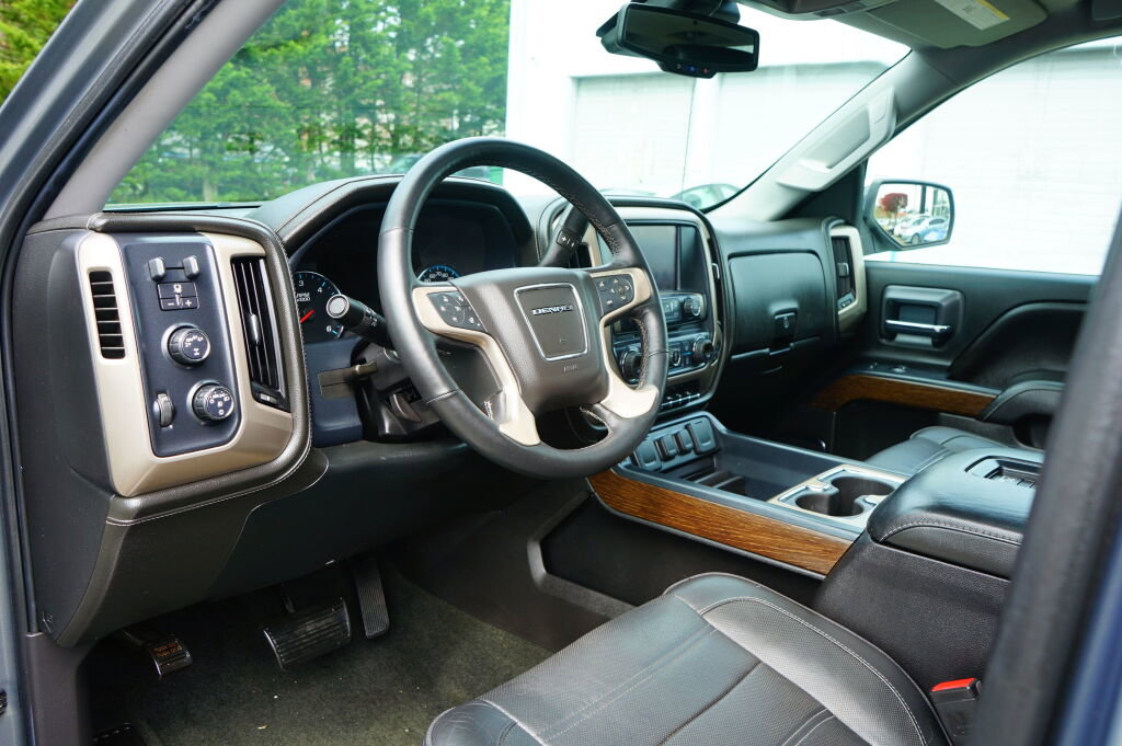 Used 2017 GMC Sierra 1500 Denali w/ Denali Ultimate Package image 15