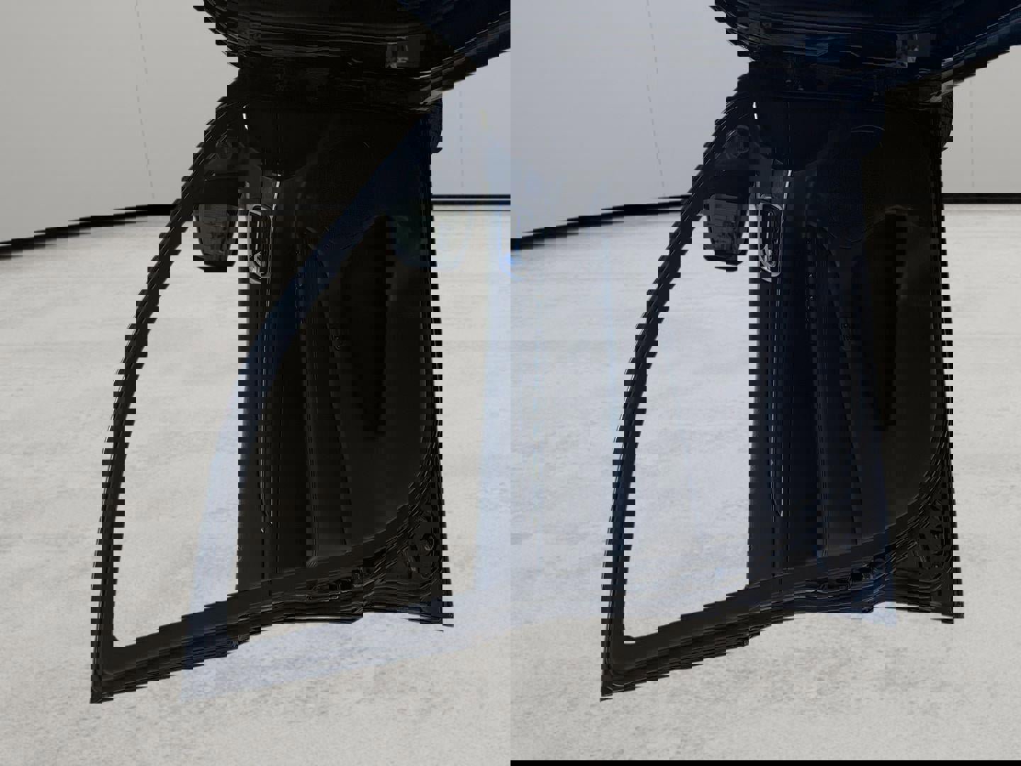 Used 2018 Jeep Grand Cherokee Limited image 11