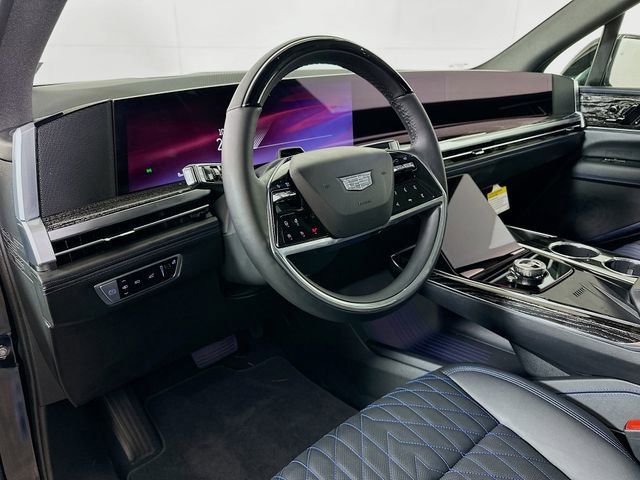 New 2025 Cadillac Escalade IQ Luxury 1 w/ Smart Trailering package image 6
