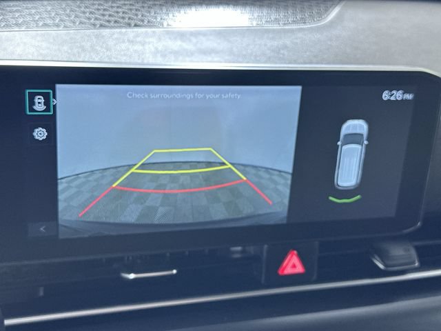 Used 2025 Kia Carnival FWD image 15