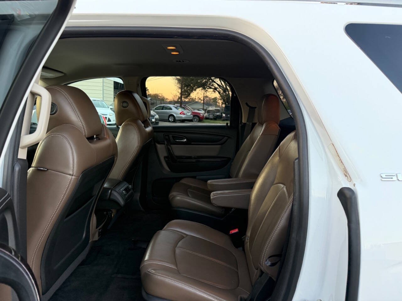 Used 2016 GMC Acadia SLT FWD image 19