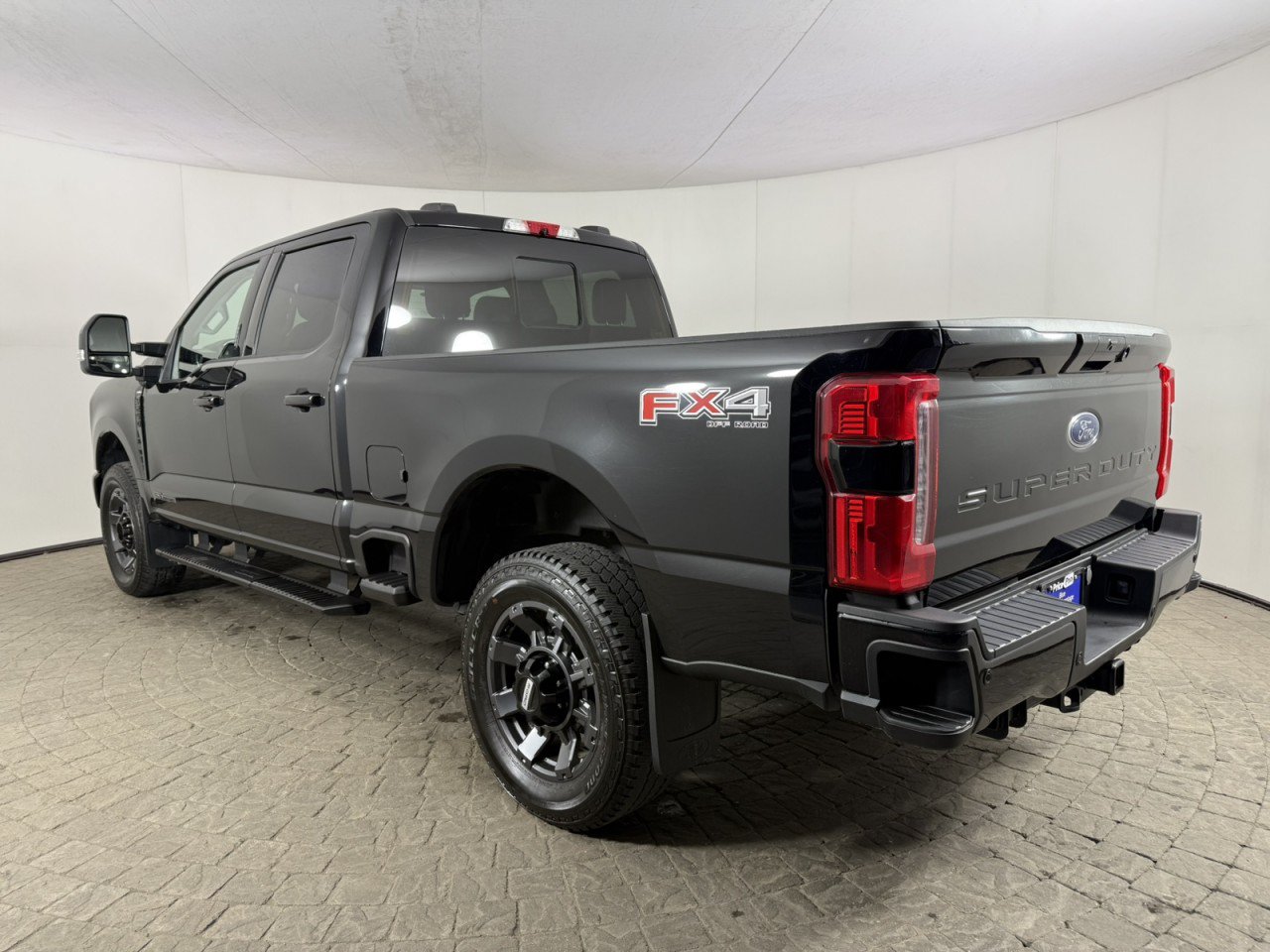 Certified 2023 Ford F250 Lariat w/ Lariat Ultimate Package AWD/4WD image 6